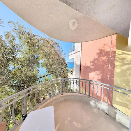 Apartment Iva *